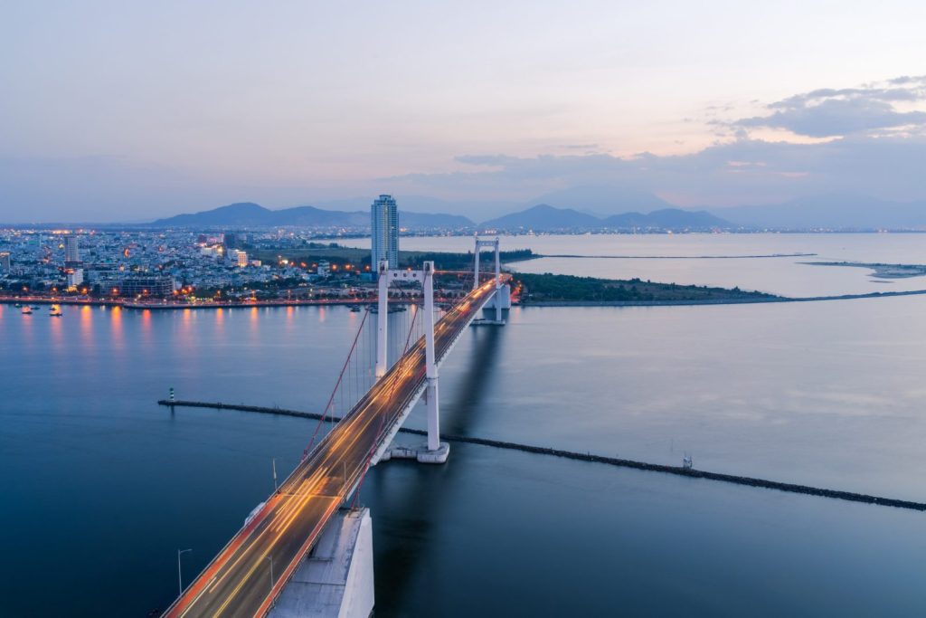第一次越南旅遊可從峴港、會安與順化組成中越五至六天路線。