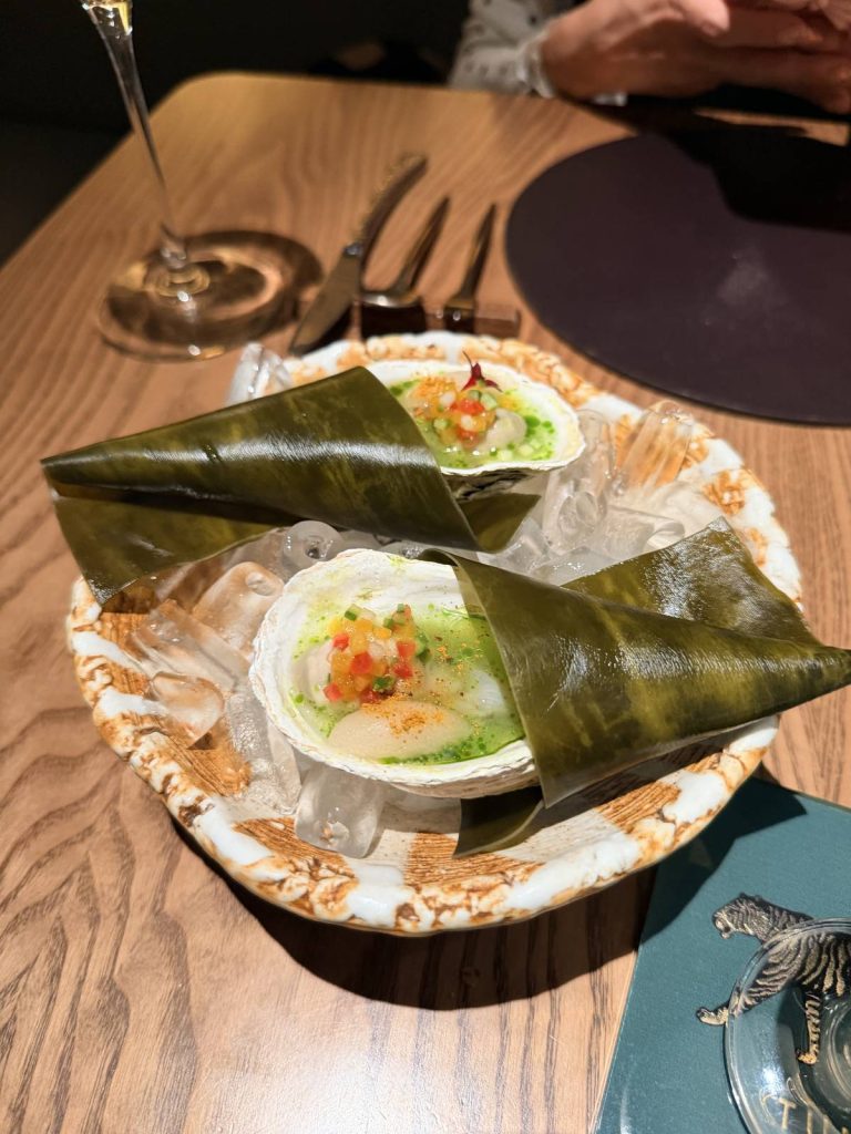 河內 T.U.N.G dining 香蕉葉包裹的精緻料理