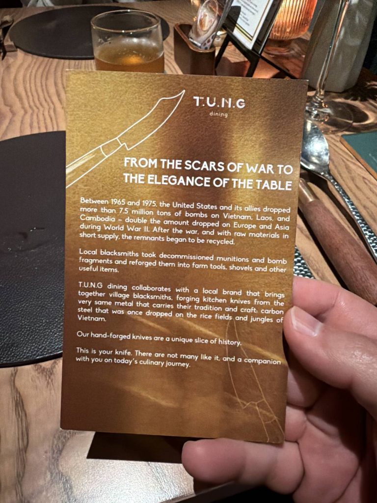 T.U.N.G dining 介紹越南在地鐵匠手工鍛造餐刀的故事卡