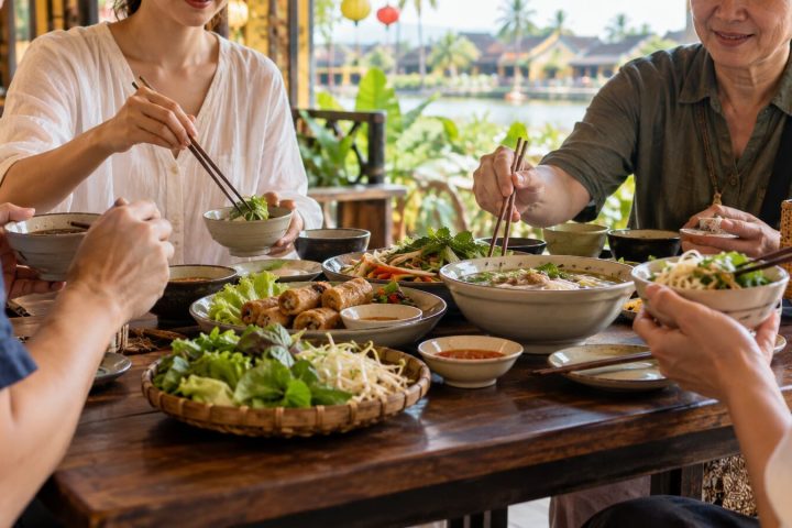 越南美食攻略|北中南必吃料理、點餐、飲食衛生與素食過敏怎麼說